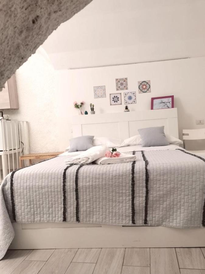 La Capinera House Apartment Catania Bagian luar foto